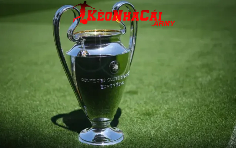2 giai duoc van hanh ra sao Giải Champions League được vận hành ra sao?